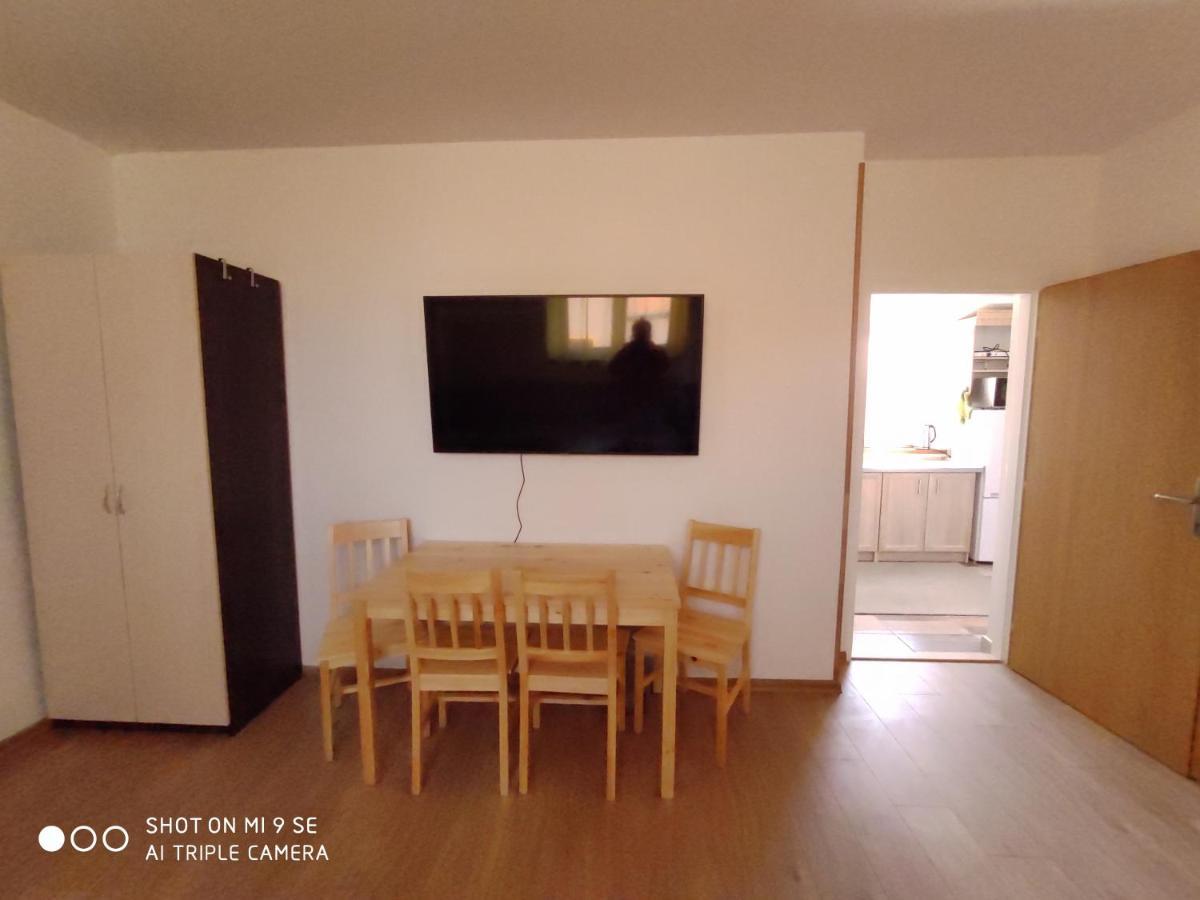 Apartmany Opolany Exteriör bild