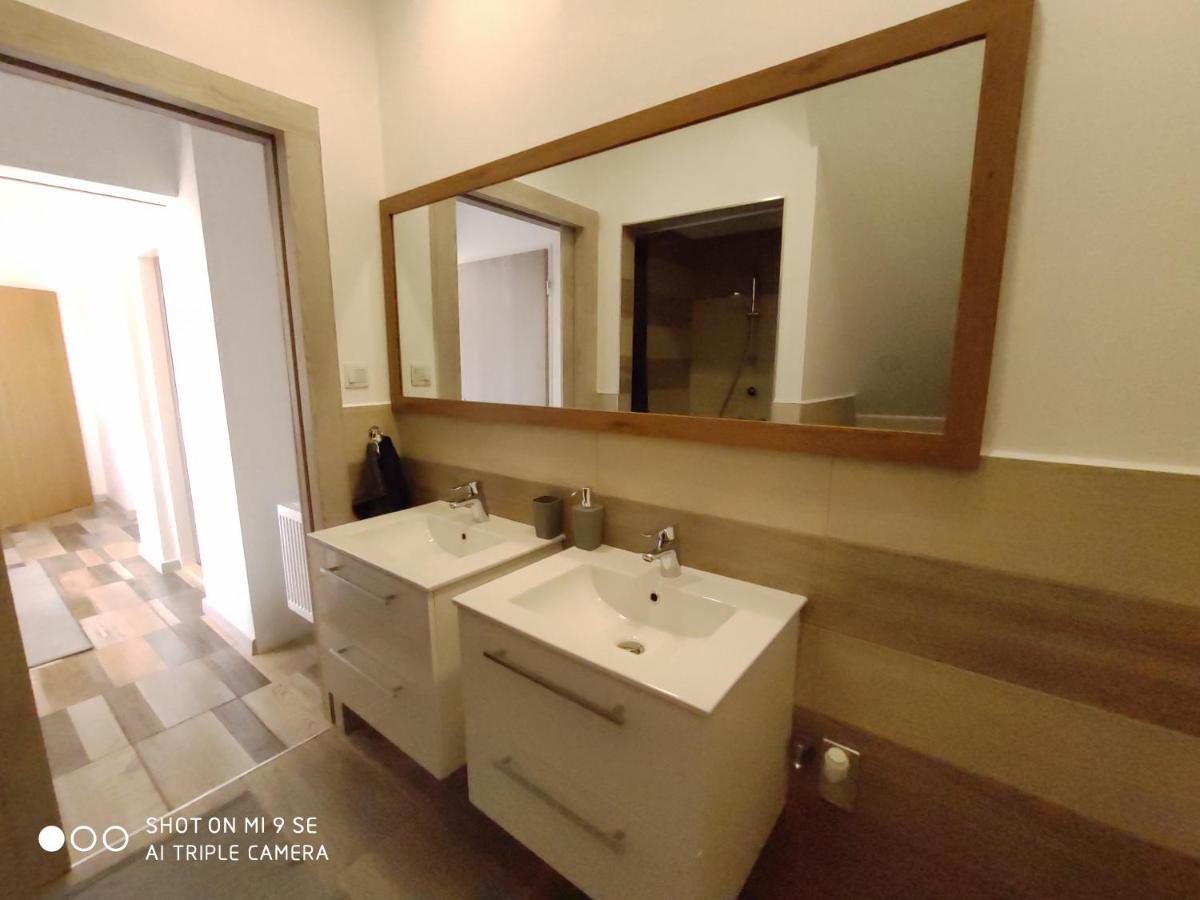 Apartmany Opolany Exteriör bild