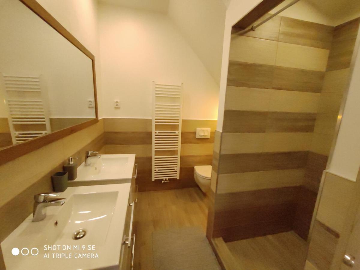 Apartmany Opolany Exteriör bild