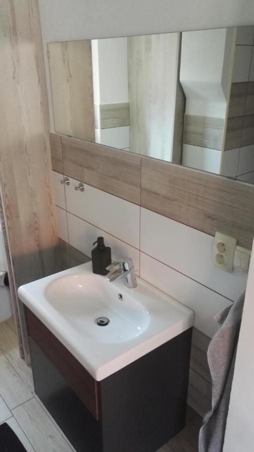 Apartmany Opolany Exteriör bild