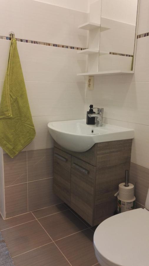 Apartmany Opolany Exteriör bild